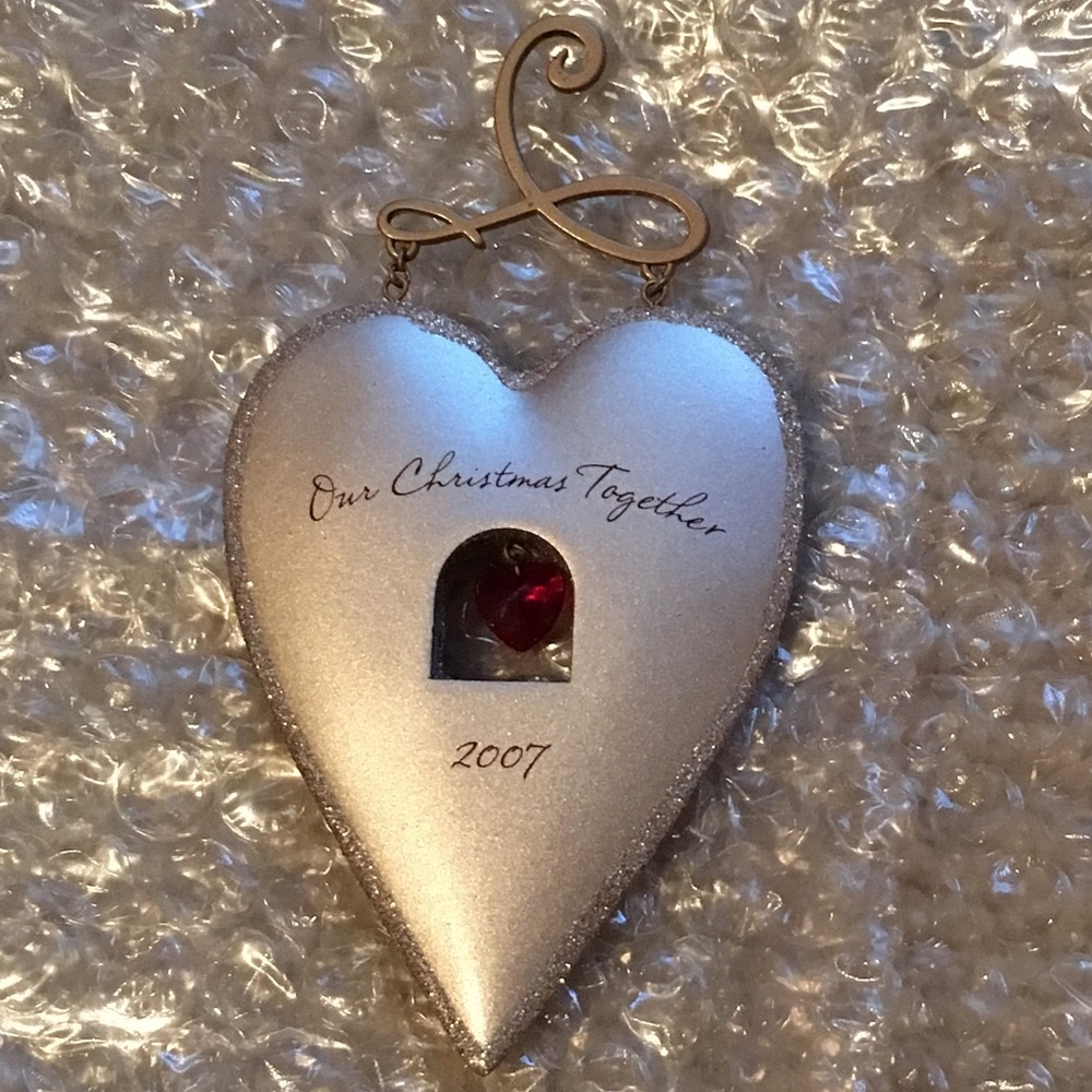 🎄 Hallmark Keepsake Ornament - Picture 3 of 4